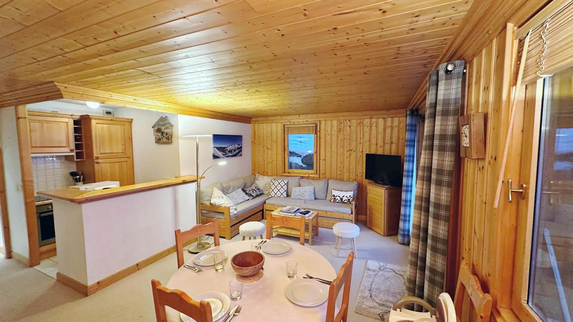Charmant 3 Pieces A Meribel, 5 Pers, Balcon, Wifi, Garage - Fr-1-411-969 Les Allues Apartment